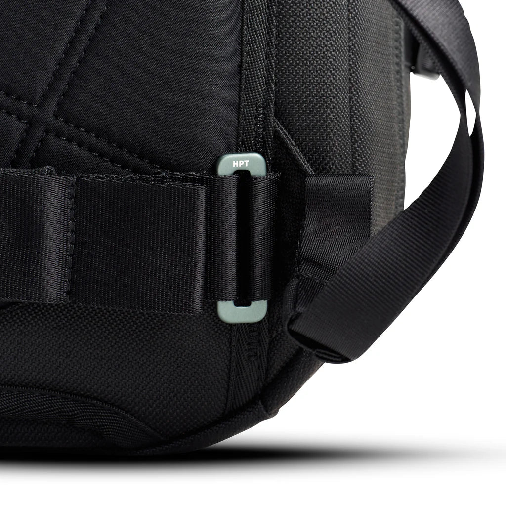 TRANSIT LINE TRAVEL PACK 28 L, BLACK