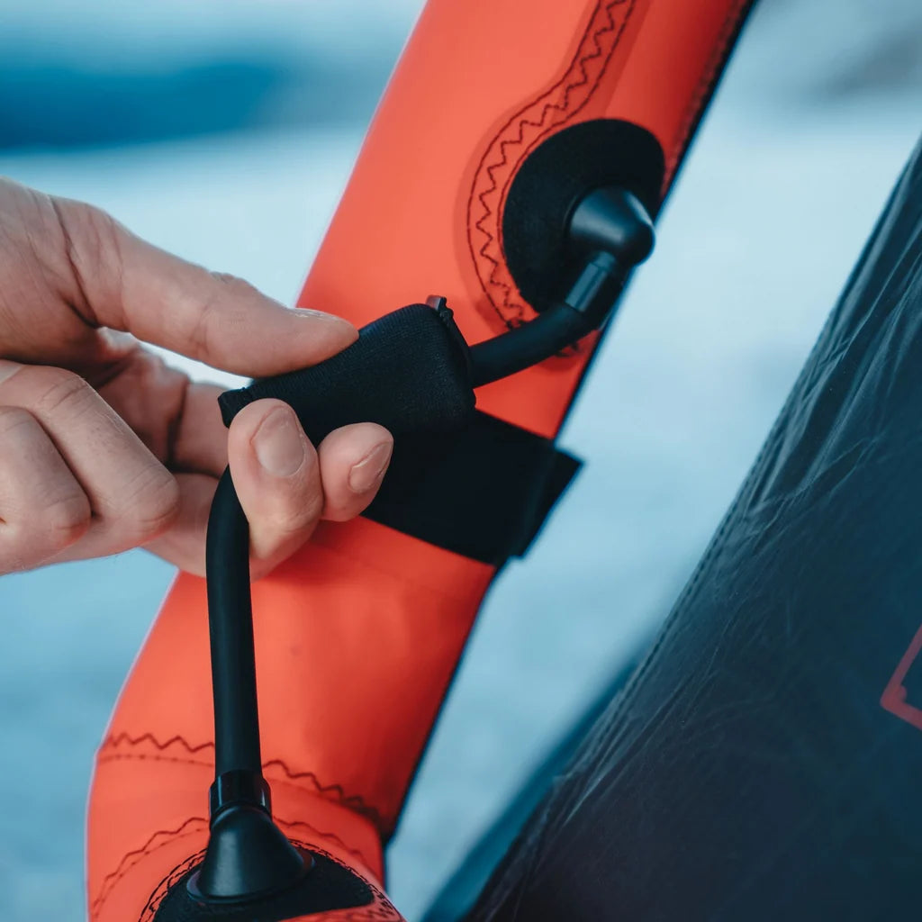 BACKDOOR 4-SEASON NEON RED / CASTLEROCK